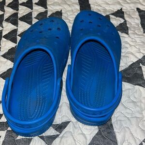Kids blue crocs